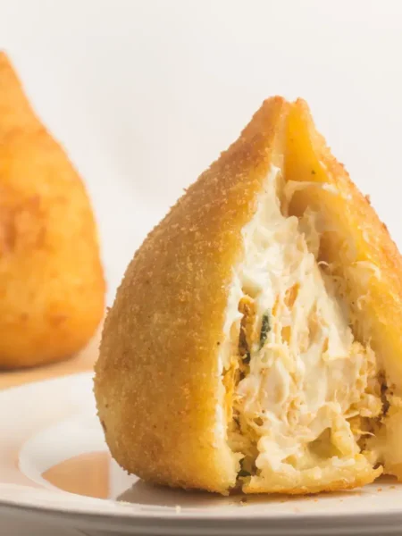 Coxinha de Frango Tradicional