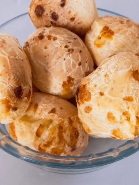Pão de Queijo Mineiro