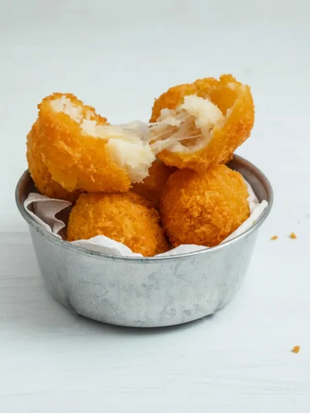 Bolinho de queijo na airfryer