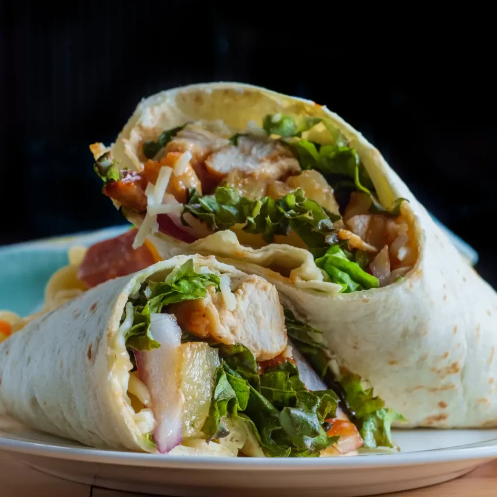 Wrap de Frango com Salada